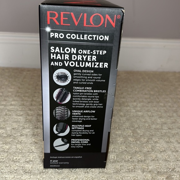 Revlon Pro Collection one step hair dryer and volumizer - Picture 2 of 4